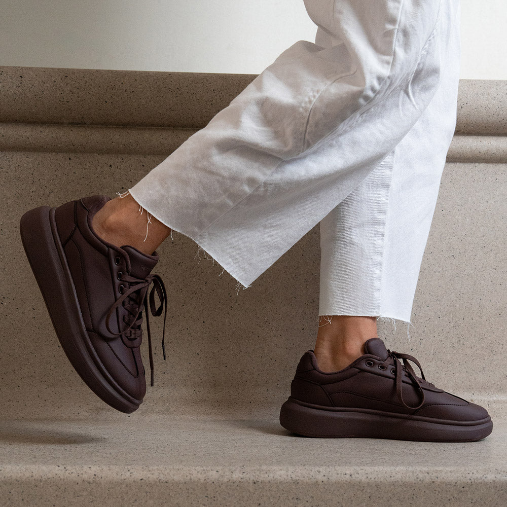 Court Sneaker